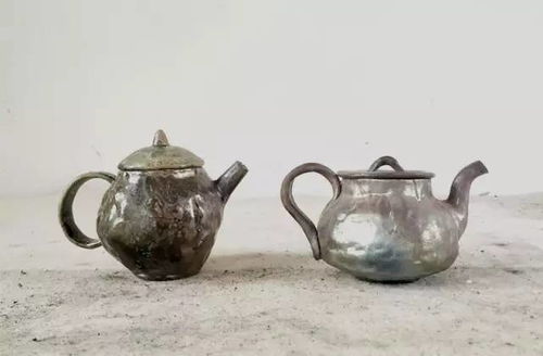 拉走十三車(chē)?yán)?這個(gè)漳州人把一工廠辦公樓打造成陶藝的理想國(guó)