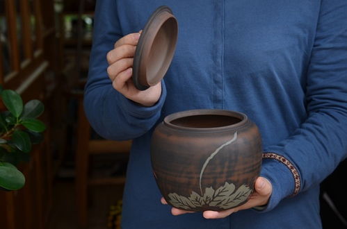 趣拙之韻 將軍紫陶罐與云南建水的樸坊拙陶藝術(shù)