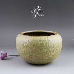 抱樸歸真 粗陶茶具，喧囂中的寧靜伴侶